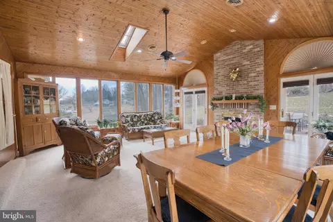 Dining - 2026 Fallsgrove Way, Fallston, MD 21047 photo 4 of 4