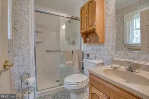Bath - 2026 Fallsgrove Way, Fallston, MD 21047 photo 4 of 5