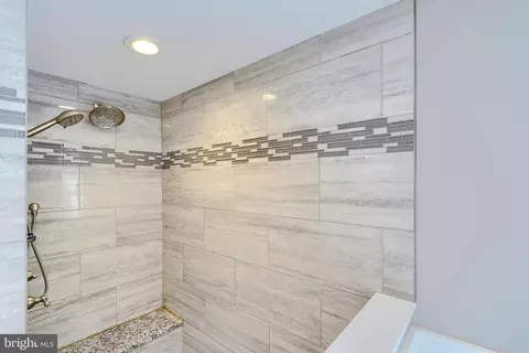 Bath - 1401 Cottle Ct, Joppa, MD 21085 photo 4 of 11