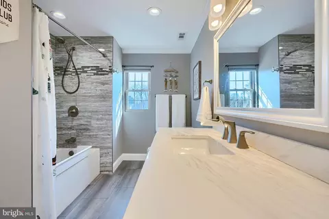 Bath - 1401 Cottle Ct, Joppa, MD 21085 photo 6 of 11