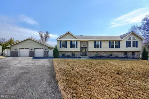Exterior - 1401 Cottle Ct, Joppa, MD 21085 photo 3 of 34