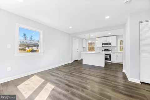 607 A Dembytown Rd, Joppa, MD 21085 photo 3