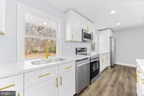 607 A Dembytown Rd, Joppa, MD 21085 photo 10