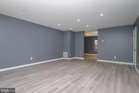 Living - 541 Doefield Ct, Abingdon, MD 21009 photo 1 of 8