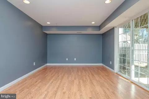 Living - 541 Doefield Ct, Abingdon, MD 21009 photo 6 of 8
