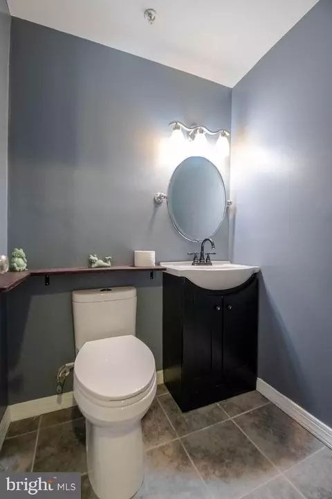 Bath - 541 Doefield Ct, Abingdon, MD 21009 photo 2 of 2
