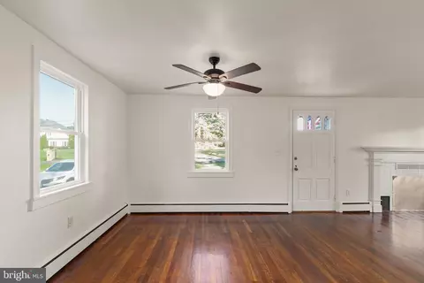 1407 Stockton Rd, Joppa, MD 21085 photo 5