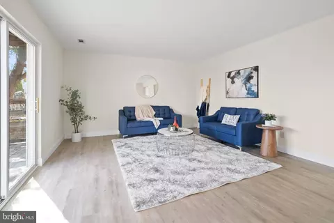 Living - 641 Haven Pl, Edgewood, MD 21040 photo 2 of 4