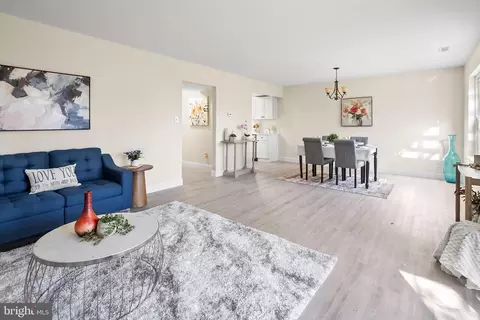 Living - 641 Haven Pl, Edgewood, MD 21040 photo 3 of 4