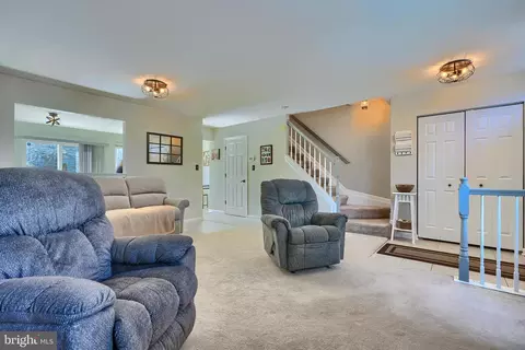 Entry Way - 315 Sunray Ct, Abingdon, MD 21009 photo 3 of 5