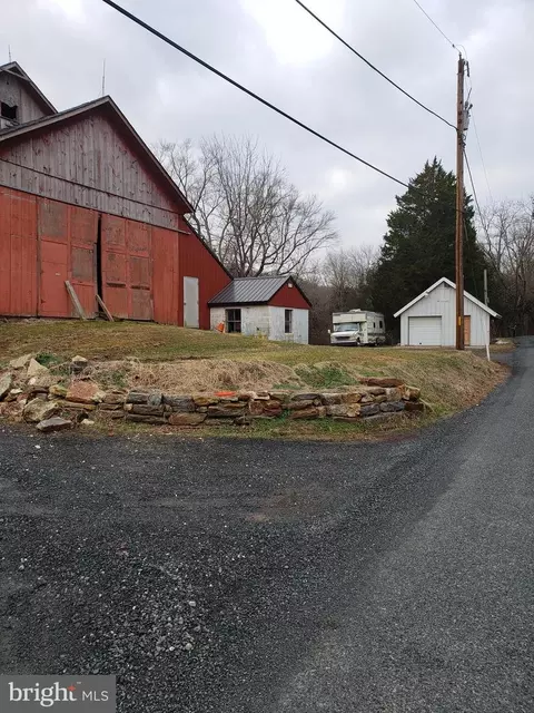 1718 Delp Rd, Whiteford, MD 21160