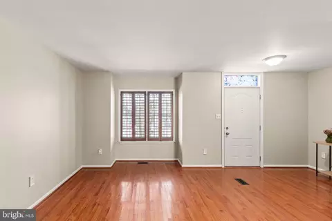 Living - 520 Nanticoke Ct, Abingdon, MD 21009 photo 1 of 3