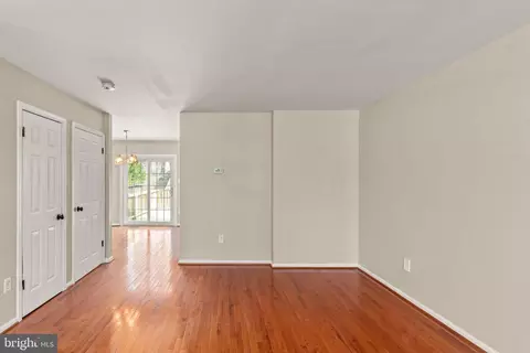Living - 520 Nanticoke Ct, Abingdon, MD 21009 photo 3 of 3