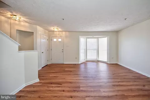 578 Macintosh Cir, Joppa, MD 21085 photo 4