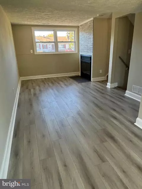 Living - 107 Shell Cove Ct, Joppa, MD 21085 photo 7 of 11