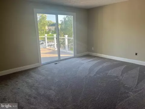 Living - 107 Shell Cove Ct, Joppa, MD 21085 photo 11 of 11