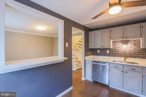 Entry Way - 2845 Longfellow Ct, Abingdon, MD 21009 photo 8 of 10