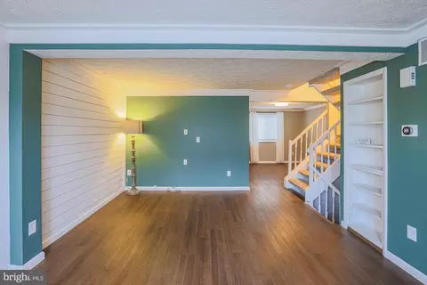 Living - 2845 Longfellow Ct, Abingdon, MD 21009 photo 3 of 5