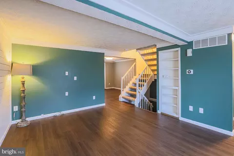 Living - 2845 Longfellow Ct, Abingdon, MD 21009 photo 4 of 5