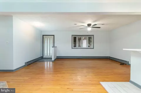 Living - 603 Wilgis Rd, Fallston, MD 21047 photo 3 of 6