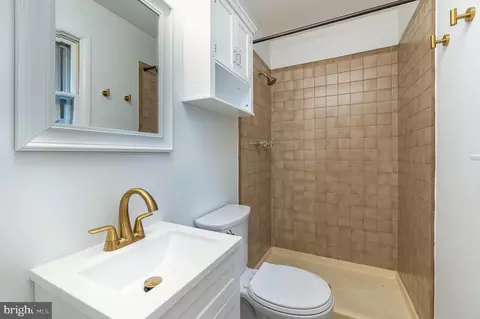 Bath - 603 Wilgis Rd, Fallston, MD 21047 photo 4 of 4