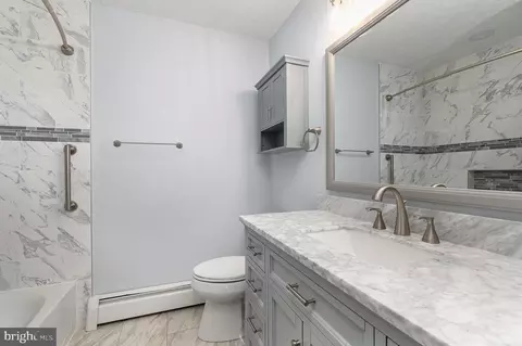 Bath - 603 Wilgis Rd, Fallston, MD 21047 photo 2 of 4