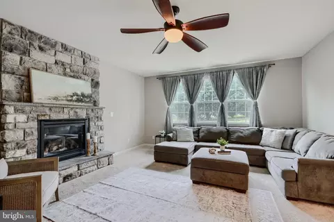 Living - 987 Saddle View Way, Forest Hill, MD 21050 photo 3 of 4