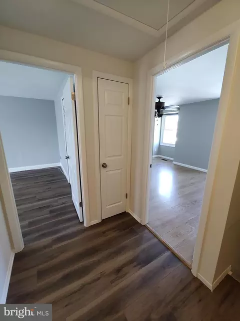 Entry Way - 658 Shore Dr, Joppa, MD 21085 photo 6 of 6