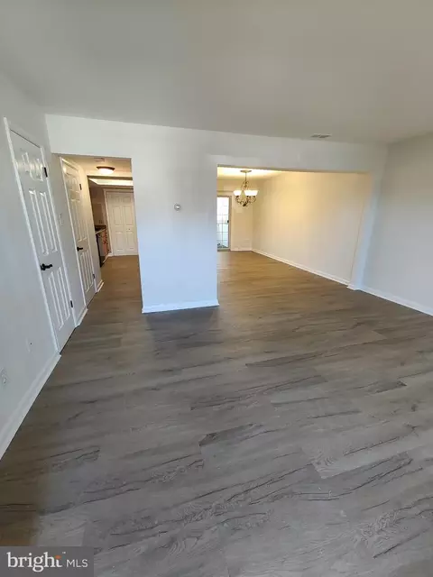 Entry Way - 658 Shore Dr, Joppa, MD 21085 photo 1 of 6