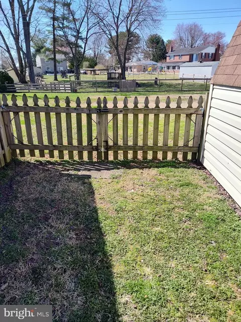 Exterior - 658 Shore Dr, Joppa, MD 21085 photo 4 of 6