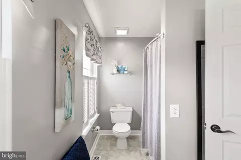Bath - 3307 Trellis Ln, Abingdon, MD 21009 photo 4 of 5