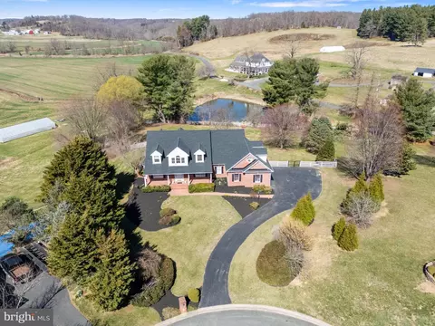 1036 Woodshire Ln, Street, MD 21154