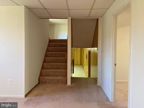 Entry Way - 2128 Bellvale Rd, Fallston, MD 21047 photo 3 of 4