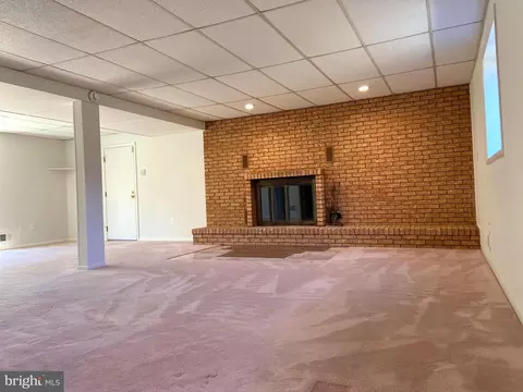Living - 2128 Bellvale Rd, Fallston, MD 21047 photo 6 of 6