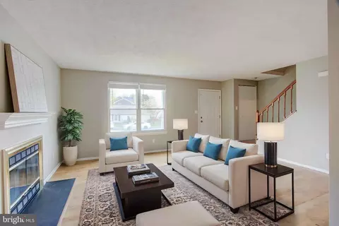 Living - 3147 Ebbtide Dr, Edgewood, MD 21040 photo 3 of 6