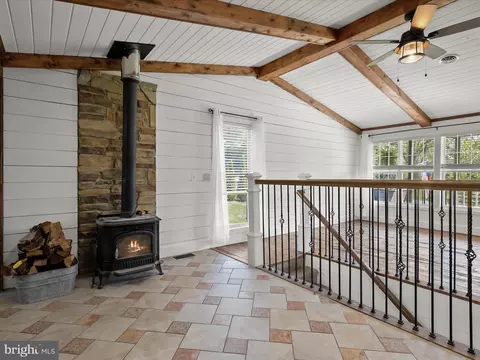 Entry Way - 1208 Joppa Rd, Joppa, MD 21085 photo 4 of 5