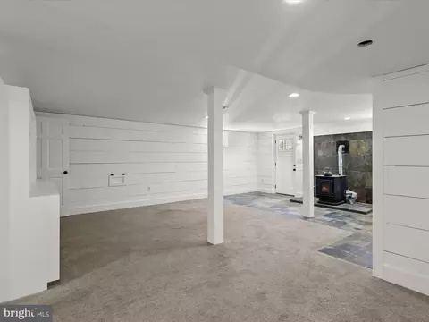 Living - 1208 Joppa Rd, Joppa, MD 21085 photo 6 of 7