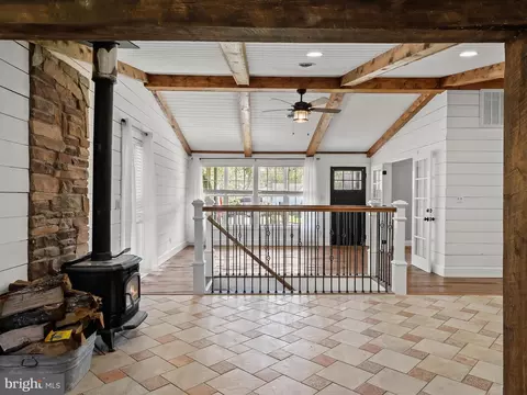 Entry Way - 1208 Joppa Rd, Joppa, MD 21085 photo 3 of 5