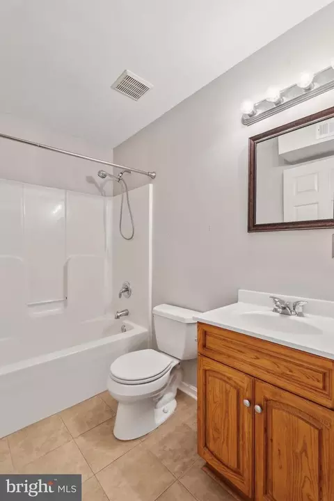 Bath - 2006 Flagstone Ct, Abingdon, MD 21009 photo 1 of 1