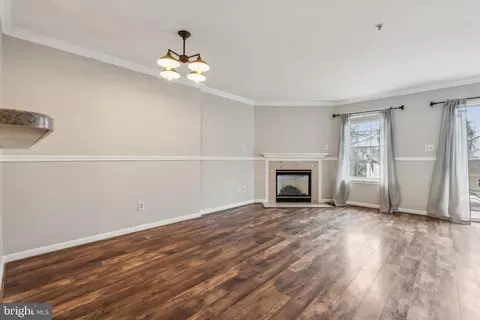 Living - 2006 Flagstone Ct, Abingdon, MD 21009 photo 3 of 11
