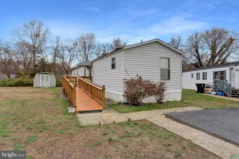 1802 Sandee Ct, Edgewood, MD 21040