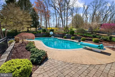 2704 Stanley Dr, Baldwin, MD 21013 photo 6