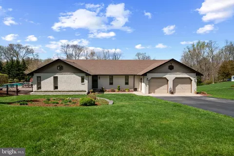 2704 Stanley Dr, Baldwin, MD 21013 photo 2