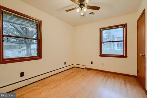 Bedroom - 2400 Reckord Rd, Fallston, MD 21047 photo 2 of 11