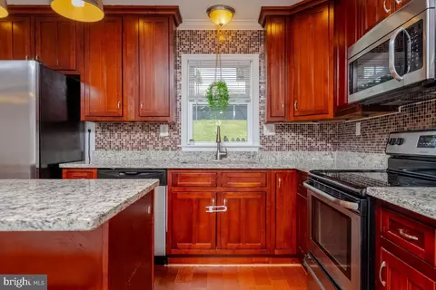 Kitchen - 414 Enfield Rd, Joppa, MD 21085 photo 4 of 4