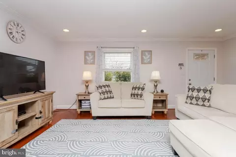 Entry Way - 414 Enfield Rd, Joppa, MD 21085 photo 1 of 3