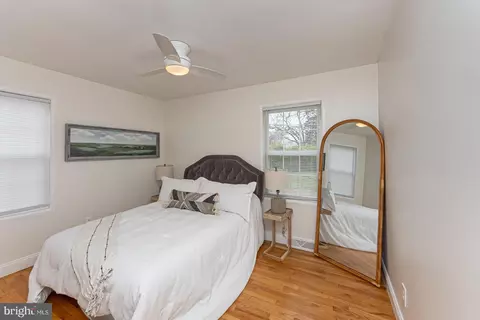 Bedroom - 2011 Hanson Rd, Edgewood, MD 21040 photo 2 of 4
