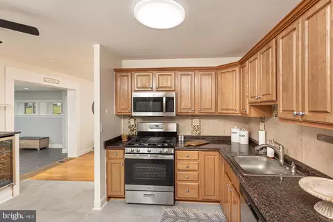Kitchen - 2011 Hanson Rd, Edgewood, MD 21040 photo 2 of 2
