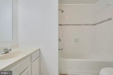 Bath - 2215 Queensbury Dr, Fallston, MD 21047 photo 2 of 7