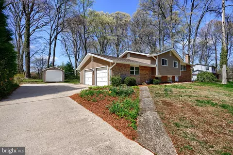 Exterior - 2215 Queensbury Dr, Fallston, MD 21047 photo 4 of 10